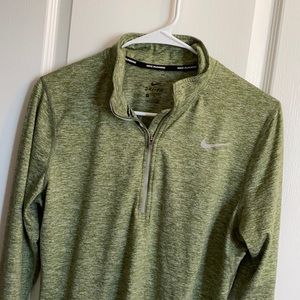 Nike dri fit 1/2 zip running top